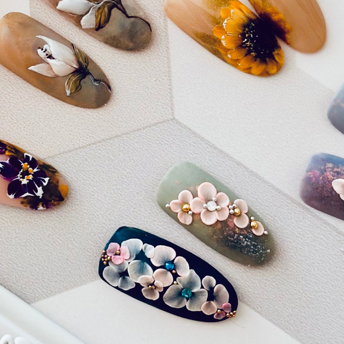 ABRACADABRA FLORAL Online